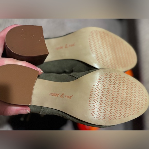 Violet & Red Janine Tall Shaft Suede Boots SIZE 9M - Picture 6 of 9